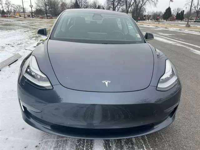 $20991 : 2018 Model 3 Long Range image 3