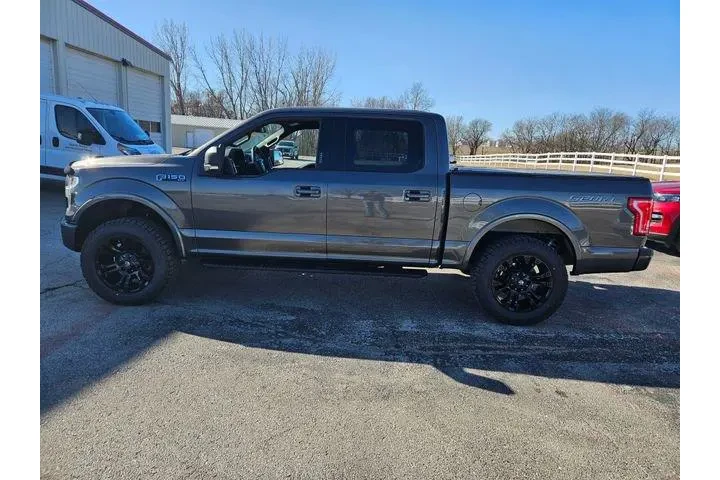 $19500 : Ford F-150 2016 4x4 Lariat 4 image 8