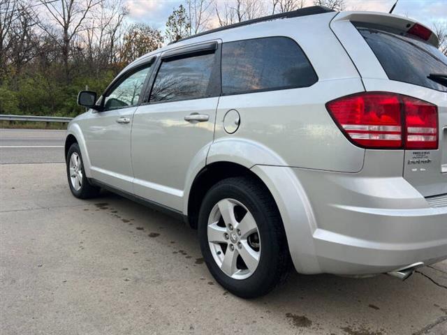 $4995 : 2010 Journey SXT image 9