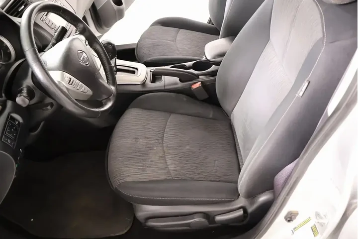 $11227 : Nissan Sentra 2015 S 4dr Sed image 10