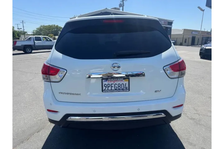 $9998 : 2016 Pathfinder SV image 7