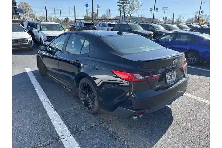 $28991 : Toyota Camry 2025 SE 4dr Sed image 6