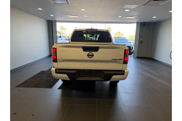$38984 : Nissan Frontier 2023 4x4 PRO image 4