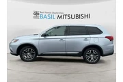 $12999 : Mitsubishi Outlander 2017 AW thumbnail