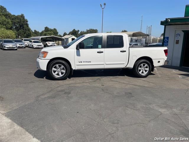 $14450 : 2010 Titan SE Truck image 4