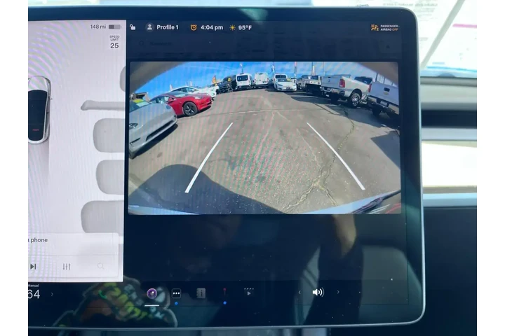 $33988 : Tesla Model Y 2022 AWD Long image 7