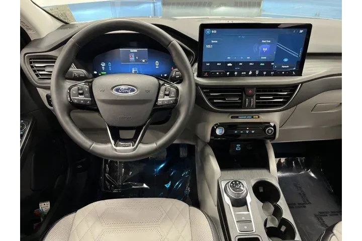 $22995 : Ford Escape Plug-In Hybrid 2 image 5