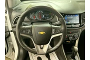$19724 : Chevrolet Trax 2022 AWD LT 4 thumbnail