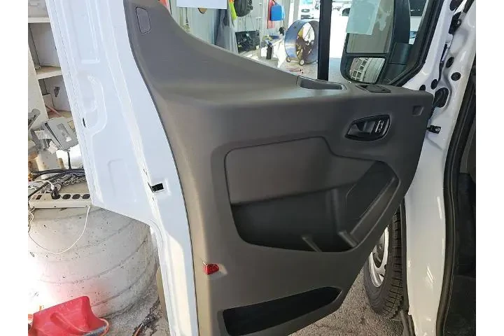 $39999 : Ford Transit 2025 150 3dr SW image 9