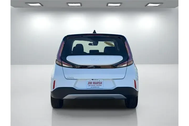 $17500 : Kia Soul 2024 LX 4dr Crossov image 4