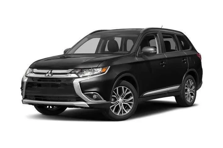 2018 Outlander SEL image 2