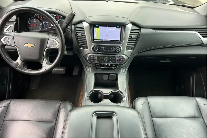 $23590 : Chevrolet Suburban 2018 4x2 image 3