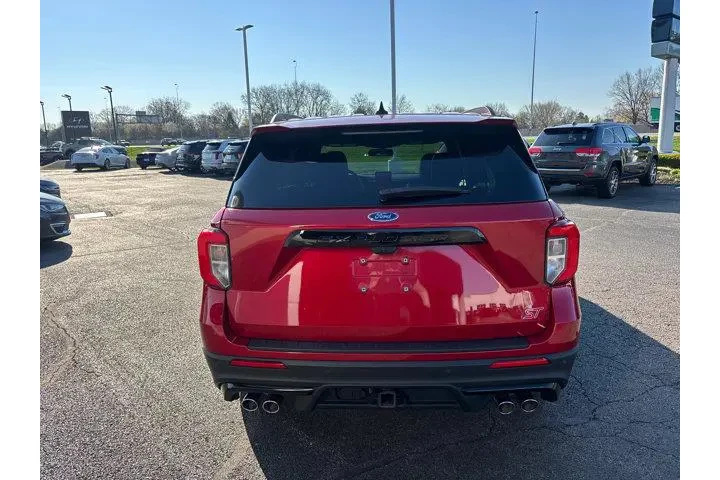 $39985 : Ford Explorer 2023 AWD ST 4d image 6