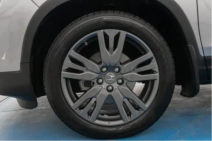 $28493 : Honda Passport 2021 EX-L 4dr image 2