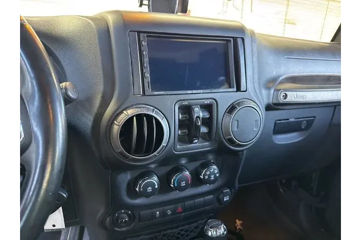 $22763 : Jeep Wrangler JK Unlimited 2 image 8