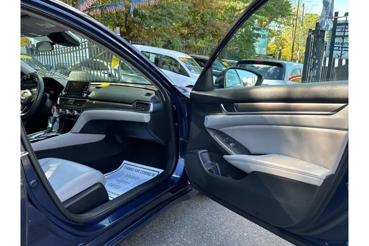 $14999 : 2018 Accord LX image 8