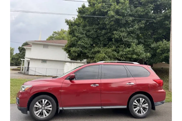 $6999 : 2017 Pathfinder SV image 4