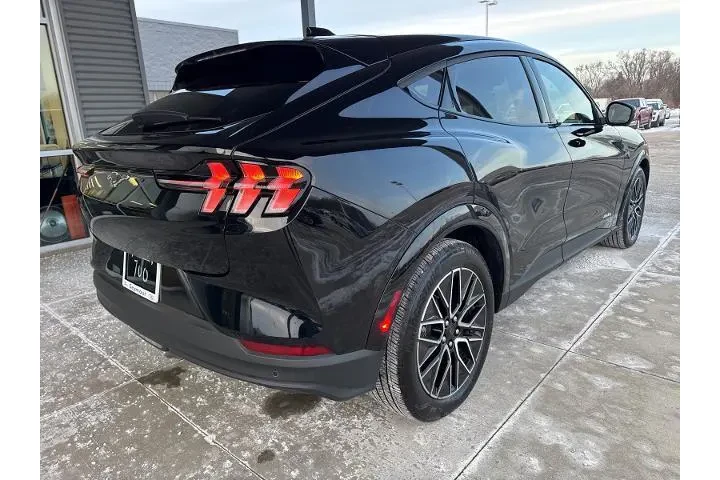 $38900 : Ford Mustang Mach-E 2025 AWD image 7