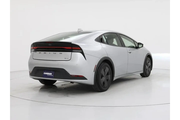 $28998 : Toyota Prius 2025 LE 4dr Hat image 8