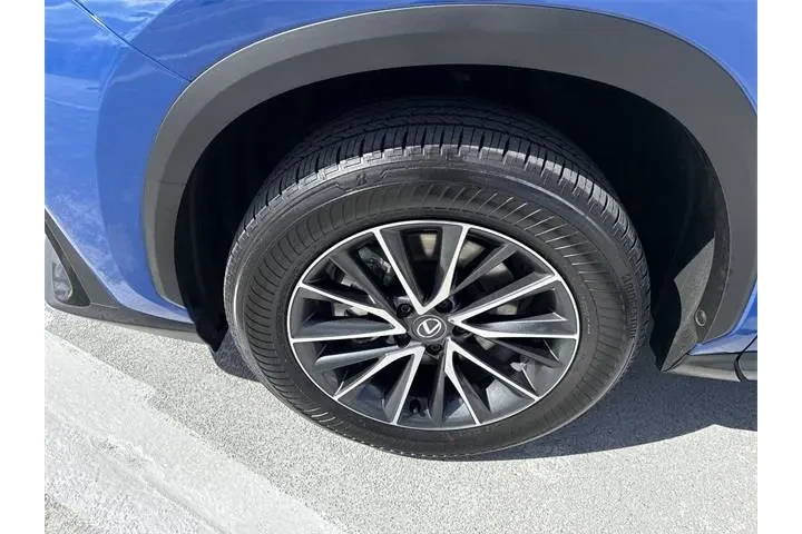$39998 : Lexus NX 250 2025 4dr Crosso image 10
