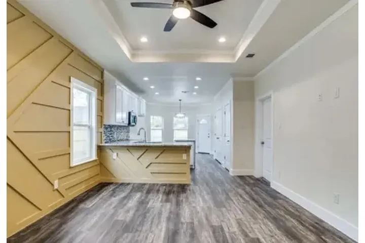 $1250 : HOUSE AVAILABLE IN DALLAS TX image 10