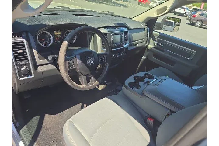 $21995 : Ram 1500 2017 4x4 SLT 4dr Cr image 7
