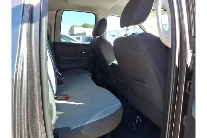 $27995 : Ram 1500 Classic 2024 4x4 SL image 9