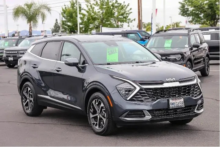 $23995 : Kia Sportage 2024 EX 4dr SUV image 3