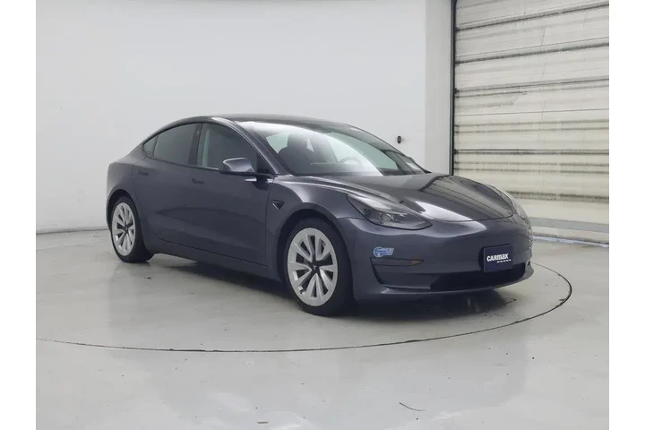 $27998 : Tesla Model 3 2021 AWD Long image 1