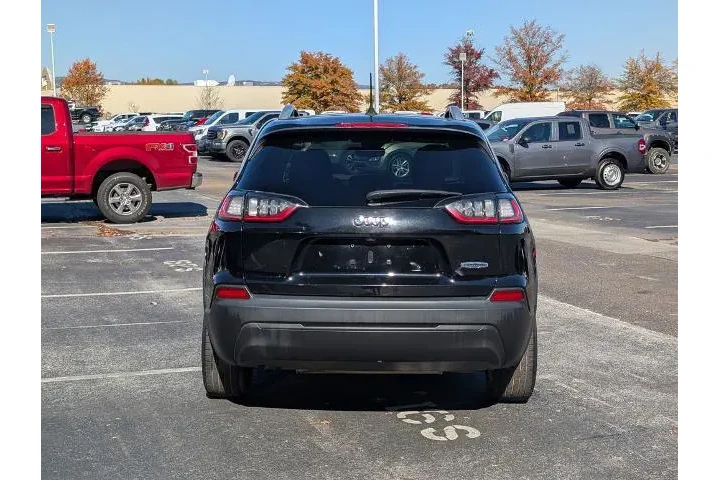 $17000 : Jeep Cherokee 2021 Latitude image 6