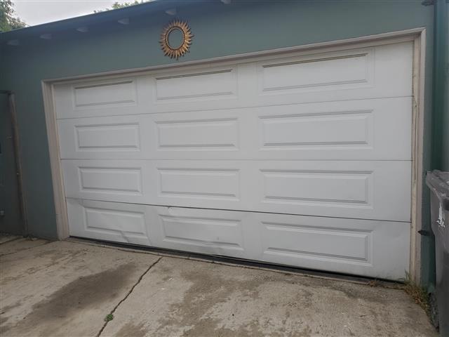 Custom garage door image 2