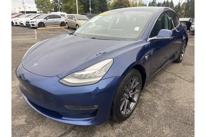 $17999 : Tesla Model 3 2018 Mid Range image 1