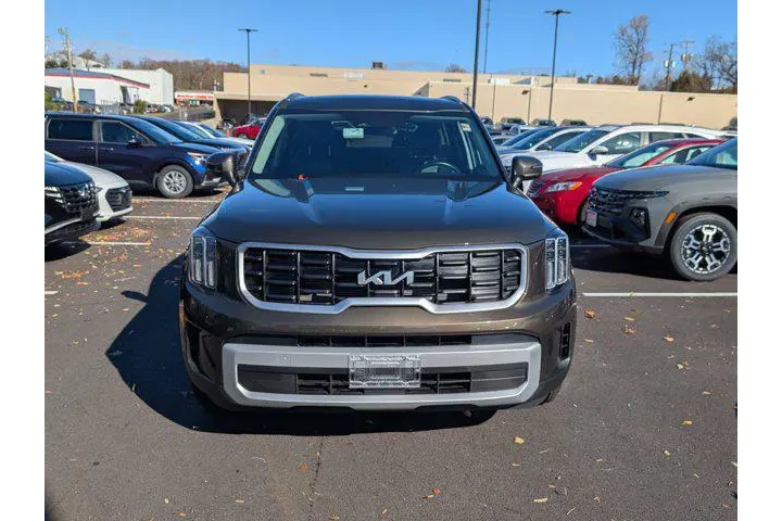 $34644 : Kia Telluride 2025 AWD S 4dr image 7