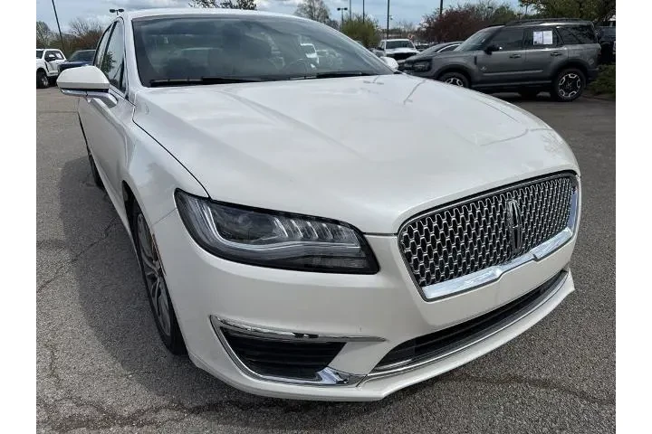 $18000 : Lincoln MKZ 2019 AWD Reserve image 10