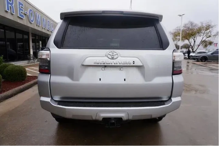 $36988 : Toyota 4Runner 2024 4x4 SR5 image 5