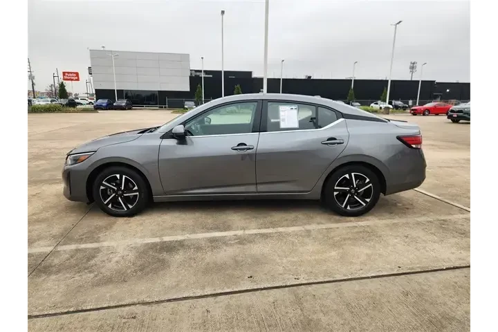 $17703 : Nissan Sentra 2024 SV 4dr Se image 4