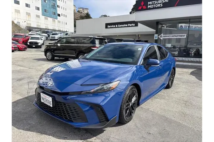 $29388 : Toyota Camry 2025 SE 4dr Sed image 2