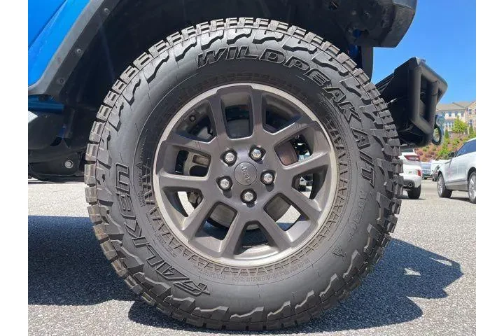 $35039 : Jeep Gladiator 2021 4x4 Over image 7