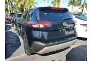 $18490 : Nissan Rogue 2023 SV 4dr Cro thumbnail