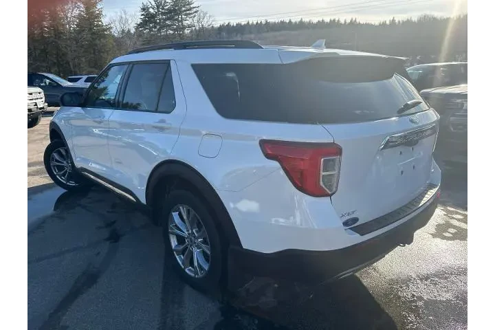 $33495 : Ford Explorer 2024 AWD XLT 4 image 6