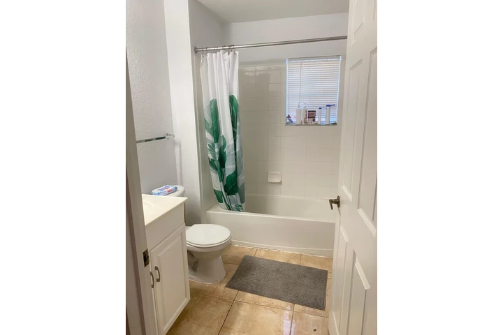 $750 : Cuarto image 3