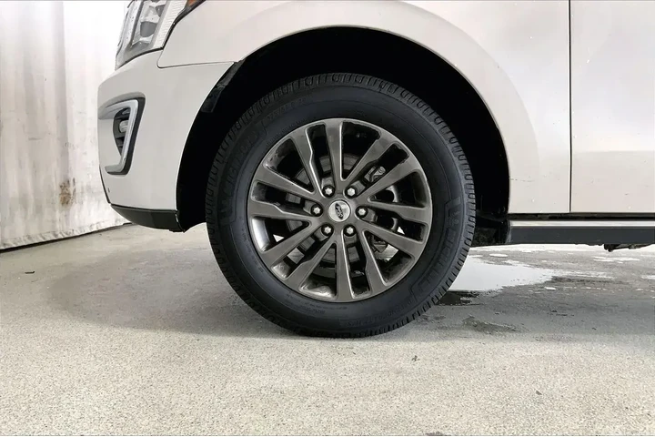 $25991 : Ford Expedition MAX 2019 4x2 image 6