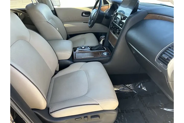 $32215 : Nissan Armada 2023 4x2 SL 4d image 9