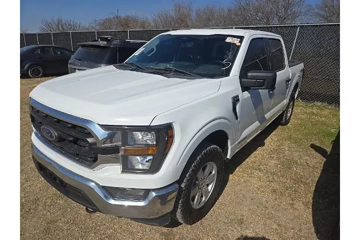 $34850 : Ford F-150 2023 4x4 XLT 4dr image 1