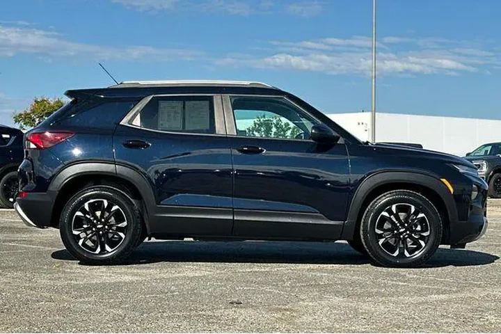 $15675 : Chevrolet Trailblazer 2021 L image 2