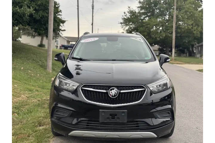 $8999 : 2017 Encore Preferred image 3