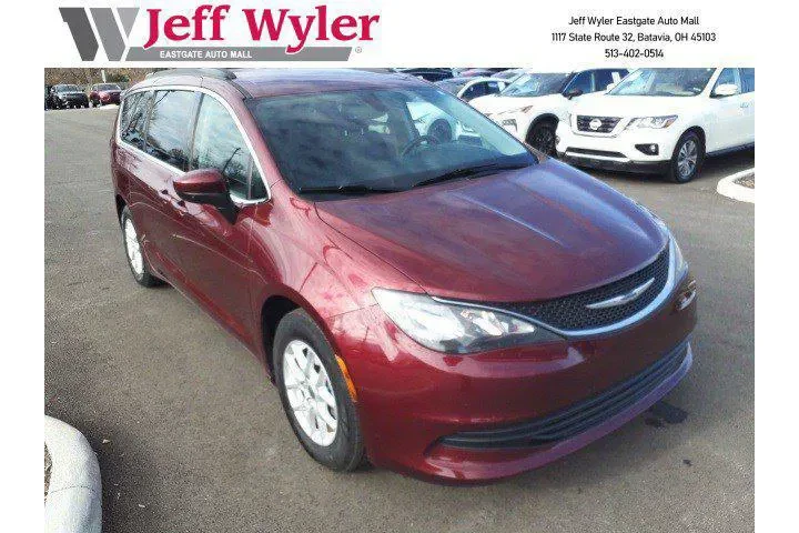 $13242 : Chrysler Voyager 2020 LXi 4d image 1