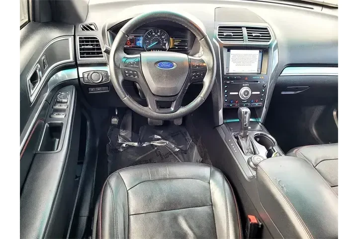 $15787 : Ford Explorer 2017 AWD Sport image 9