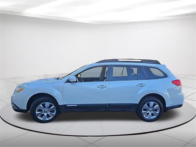 $9995 : Pre-Owned 2011 Outback 3.6R L image 10