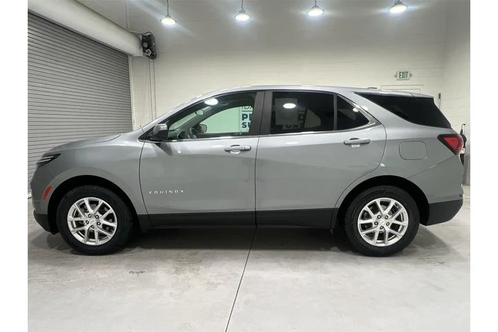 $18798 : Chevrolet Equinox 2023 4x4 L image 5